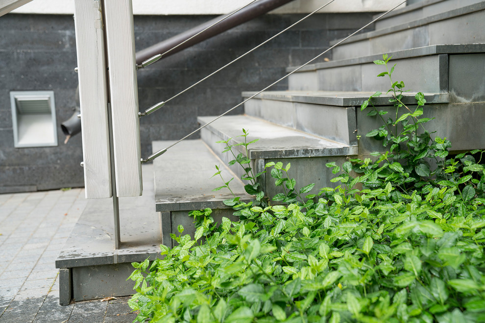 Сад с японским характером в КП "Ландшафт", Усово 2010 г