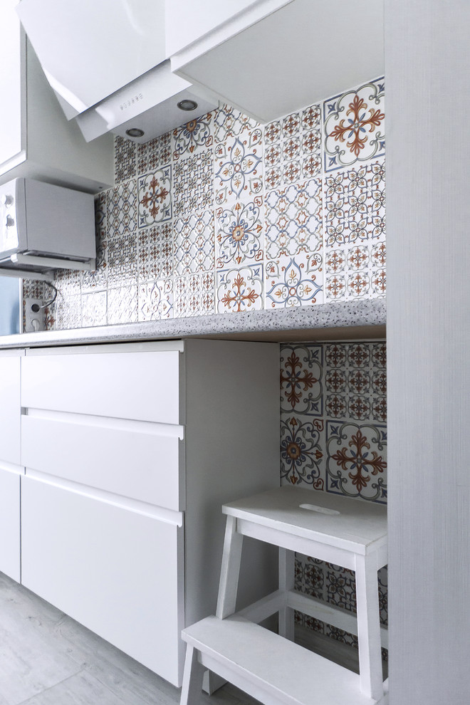 Фартук под столешницей