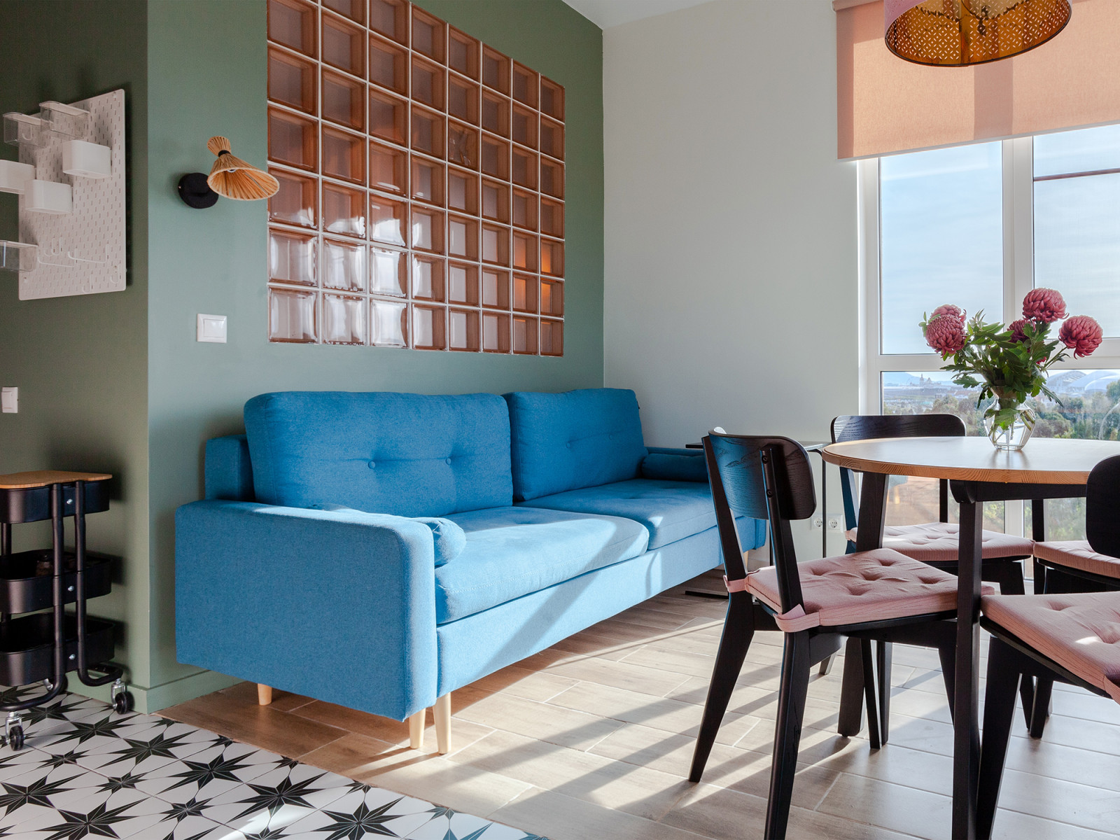 Обложка проекта: Двухкомнатная квартира в Адлере