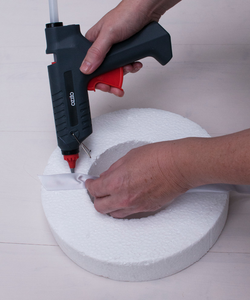 Своими руками: Сверкающий рождественский венок в виде звезды