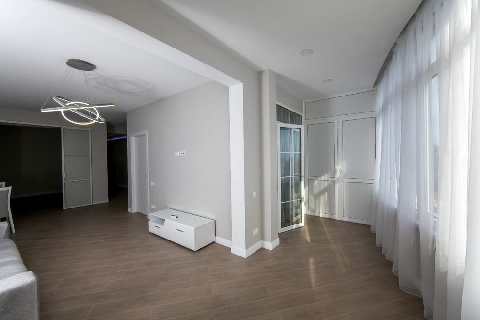 Между солнцем и морем