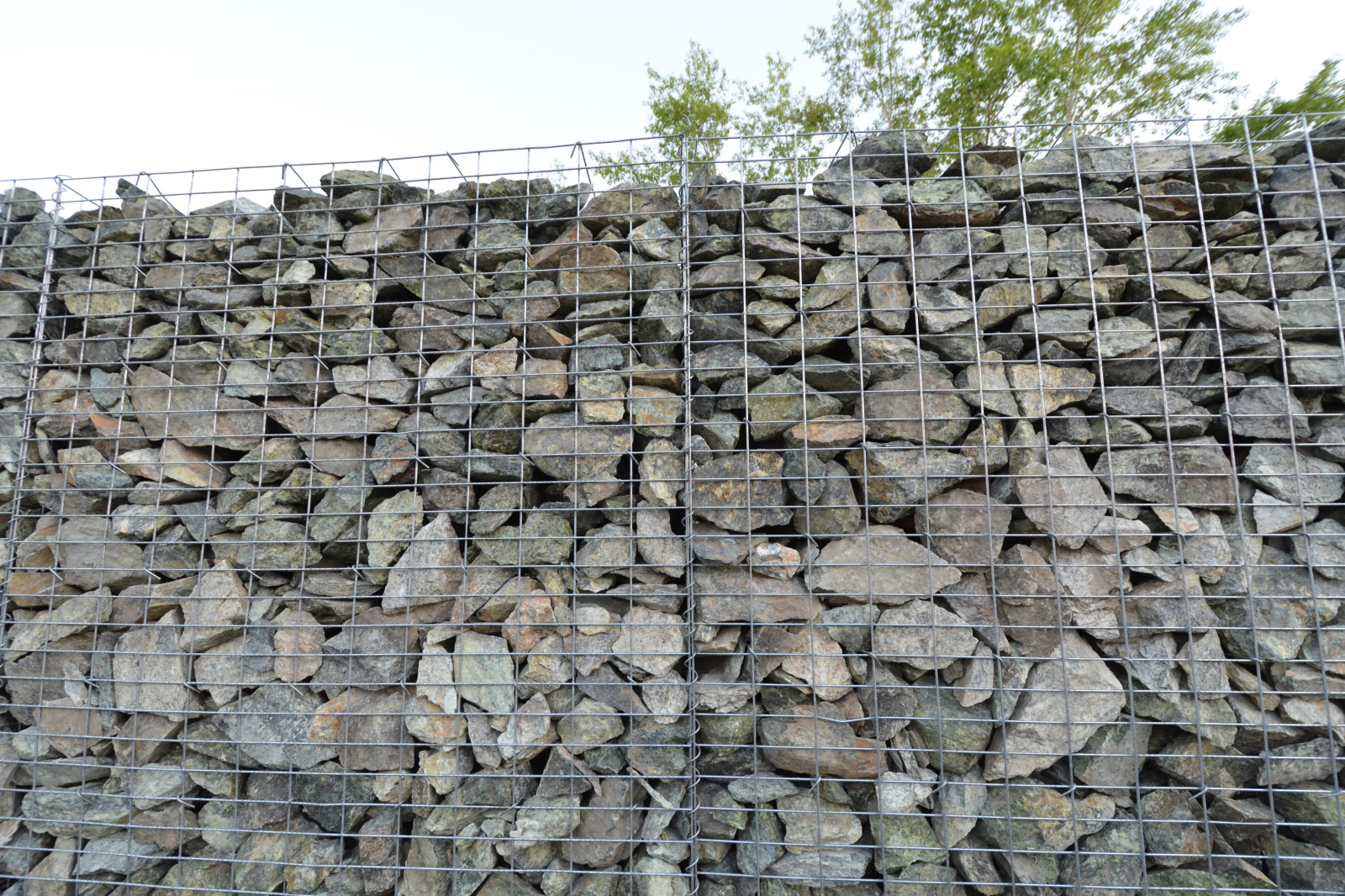 Забор из габиона