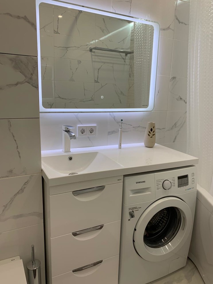 Светлая однокомнатная квартира в неоклассическом стиле