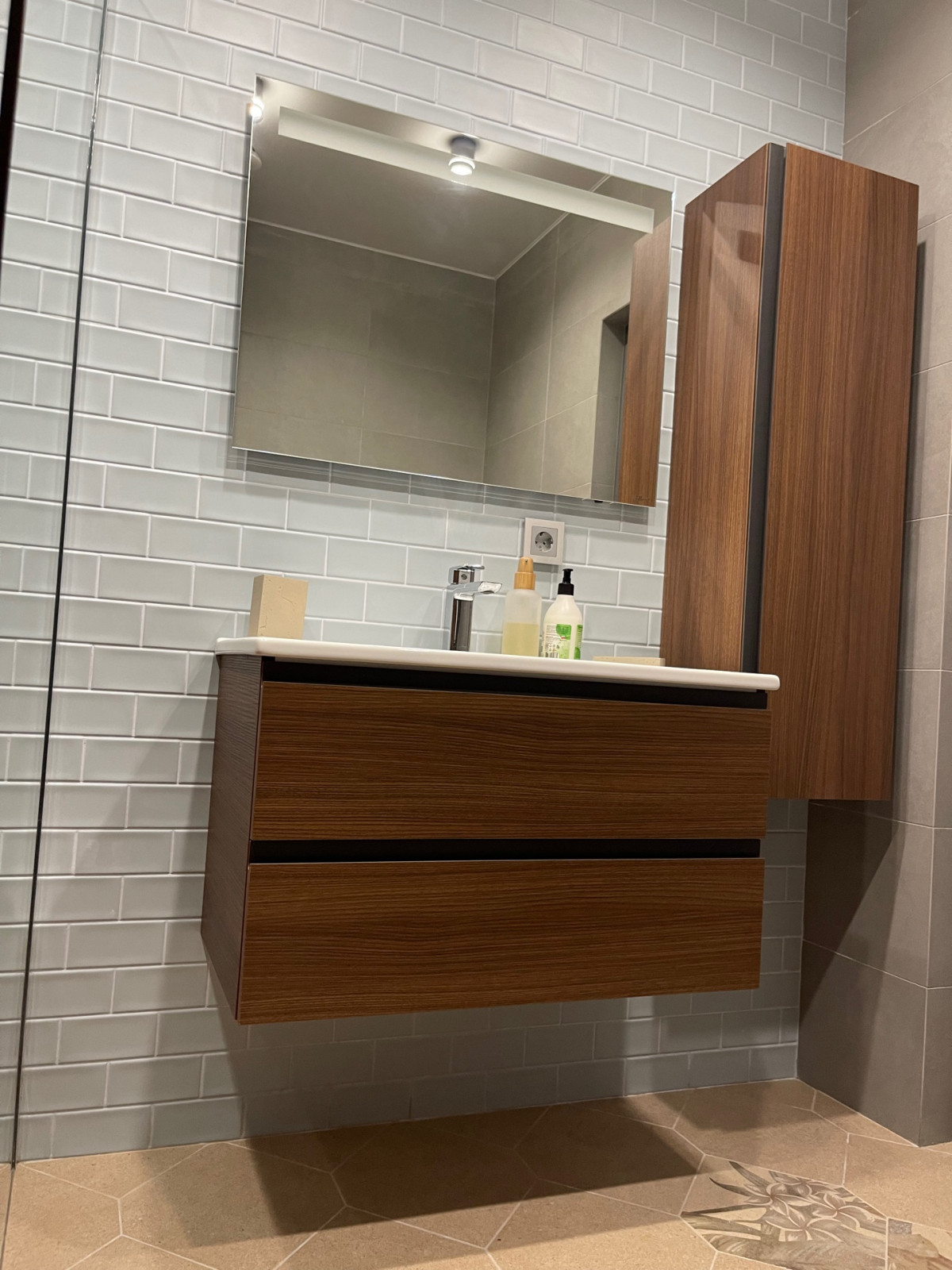 Санузлы в жилом доме на побережье, г, Геленджик