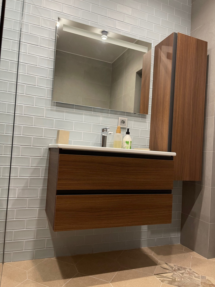 Санузлы в жилом доме на побережье, г, Геленджик