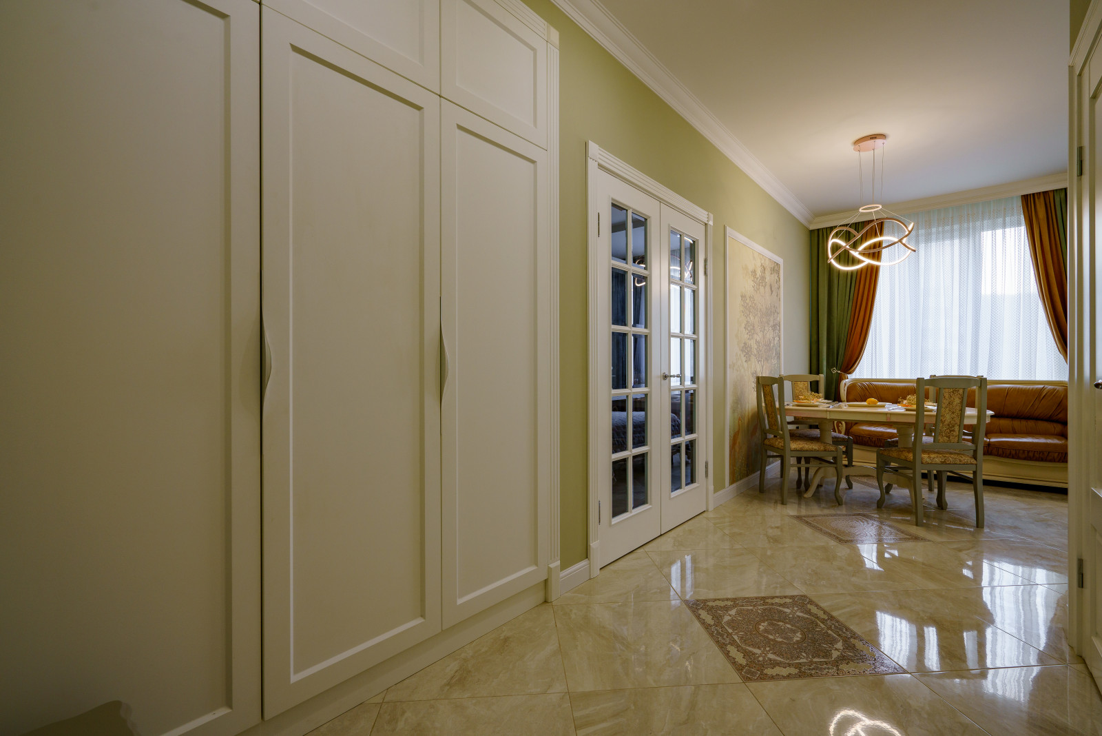 Зона прихожей