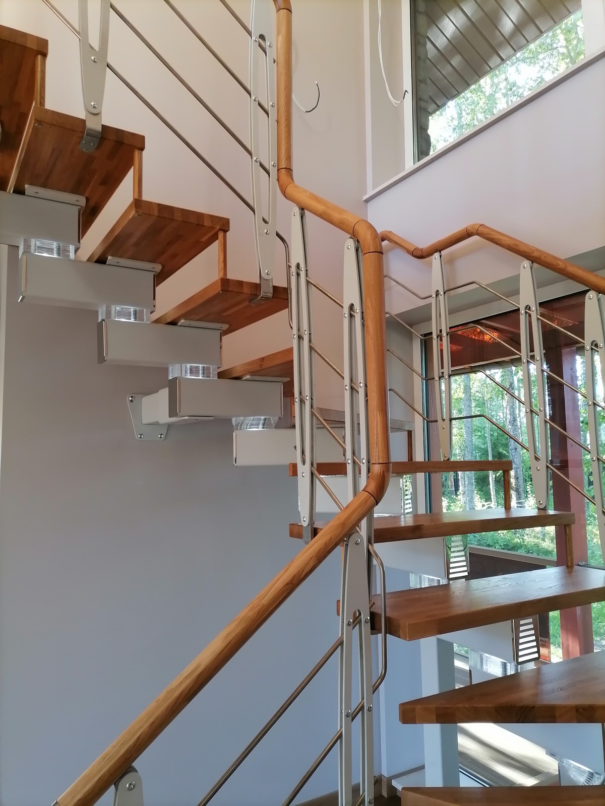 Модель MODULAR DESIGN с ограждением LIF