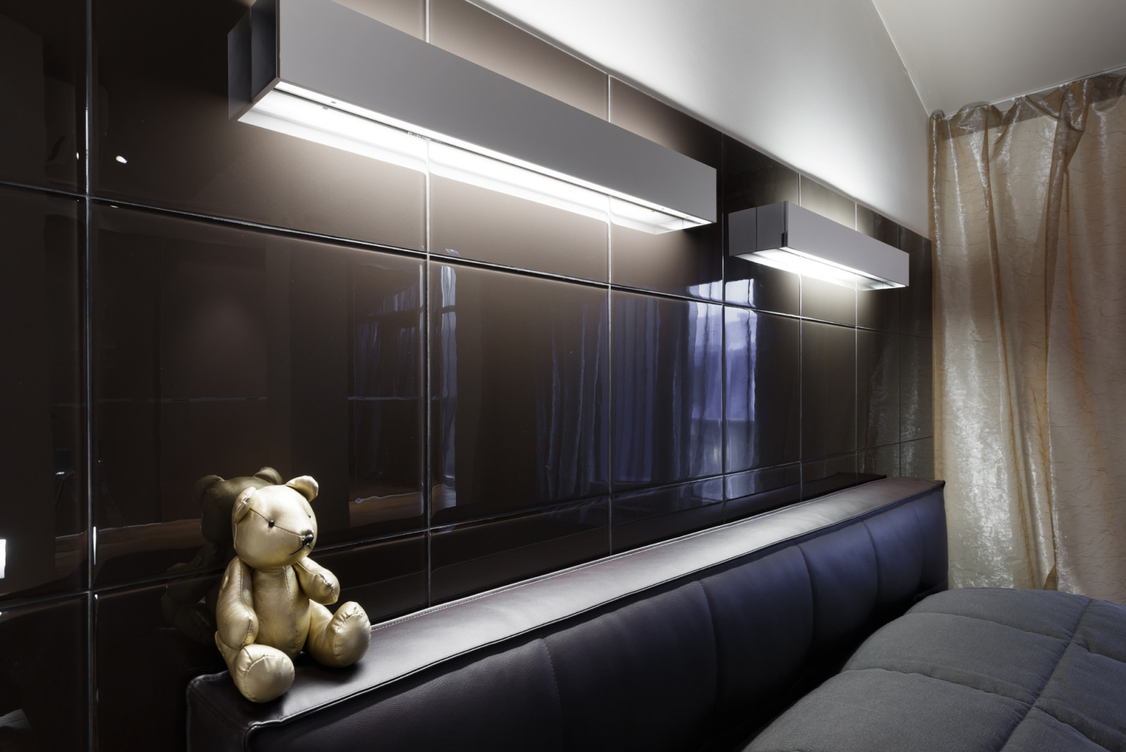 Реконструкция трехэтажного таунхауса в Санкт-Петербурге.