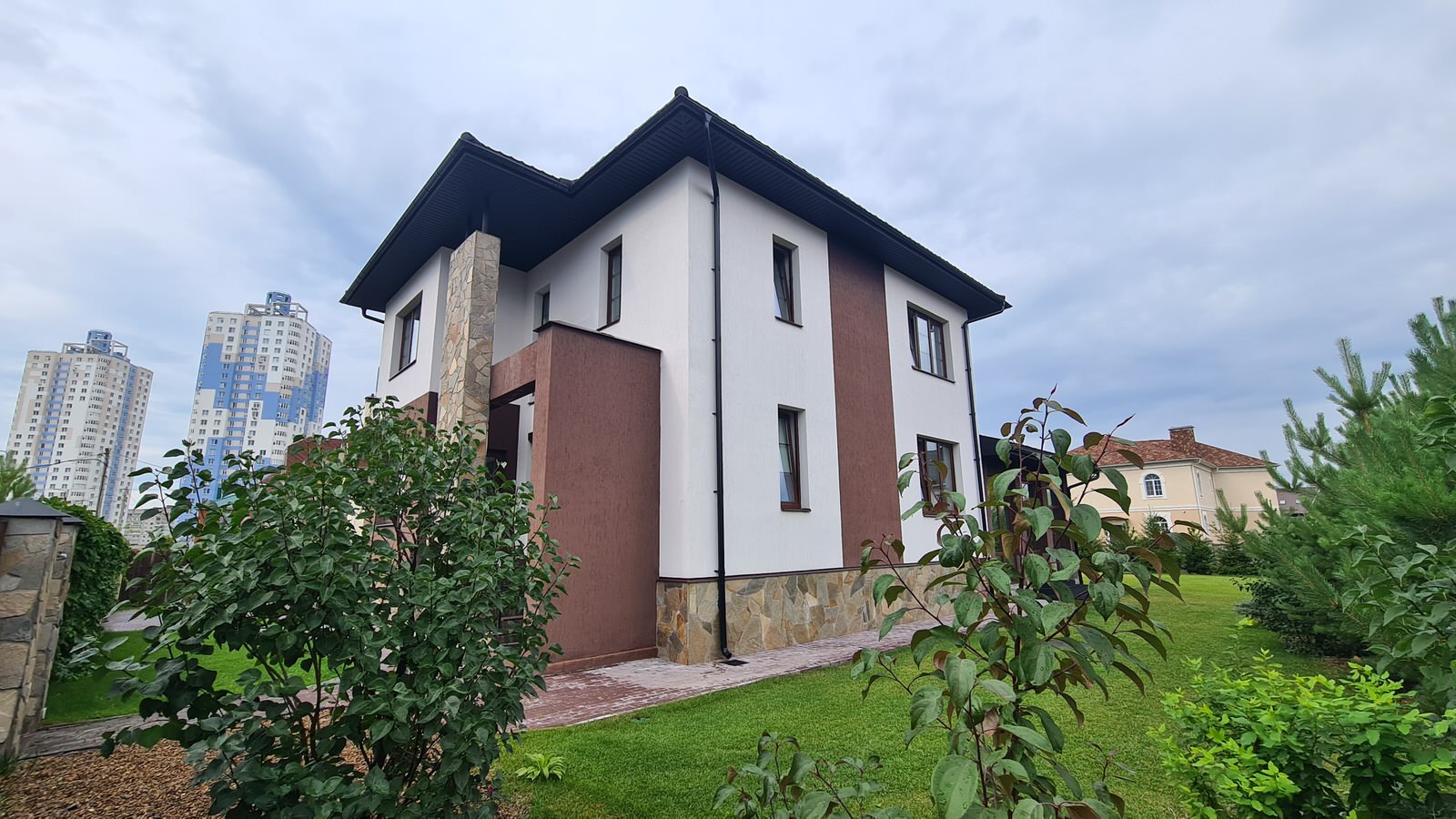 Проект дома 194 в Средиземноморском стиле