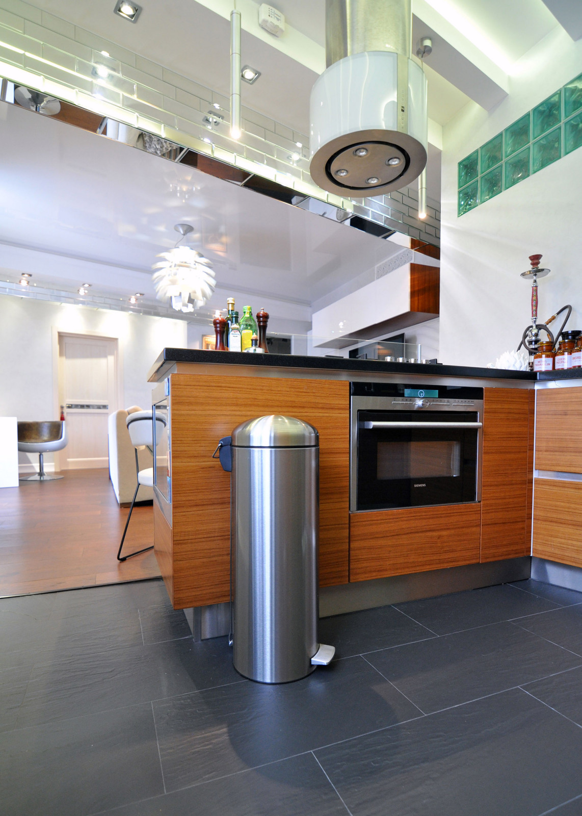 Стильный интерьер в сталинке