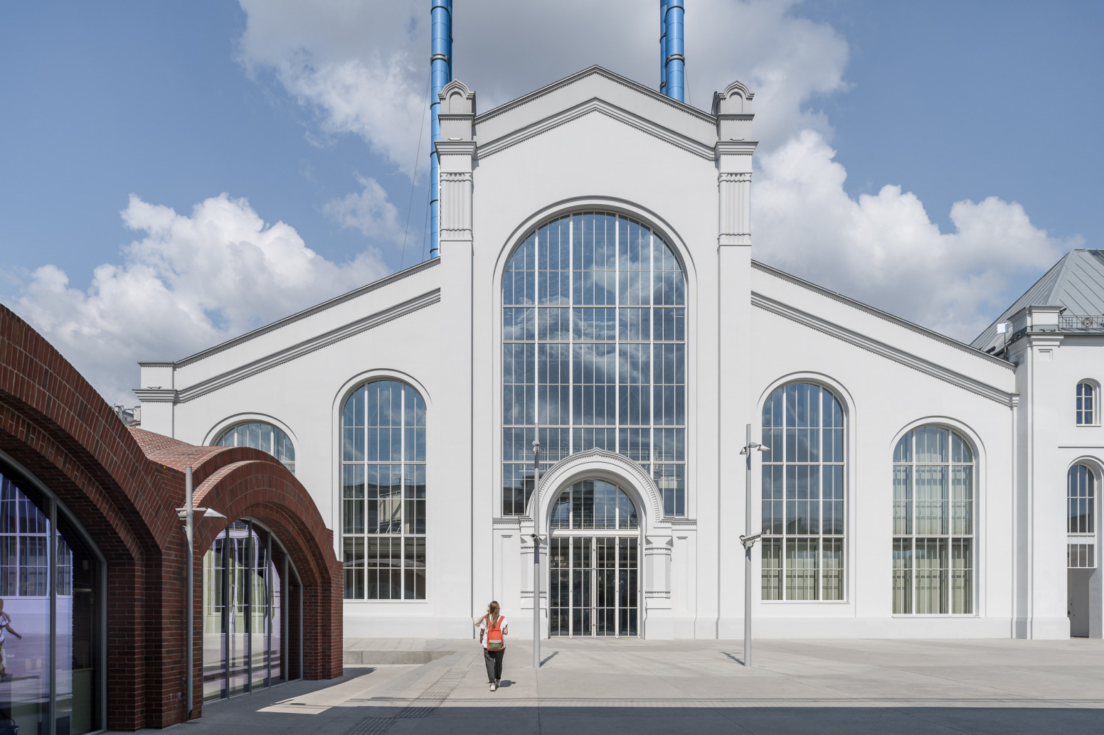 GES-2 , House of Culture