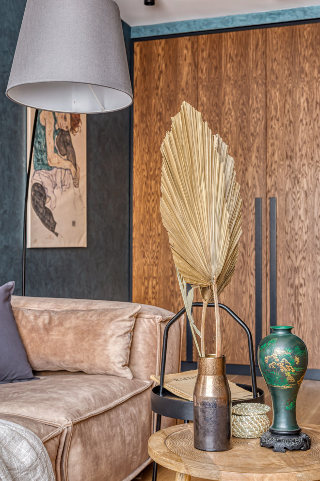 Трехкомнатная квартира в центре Москвы