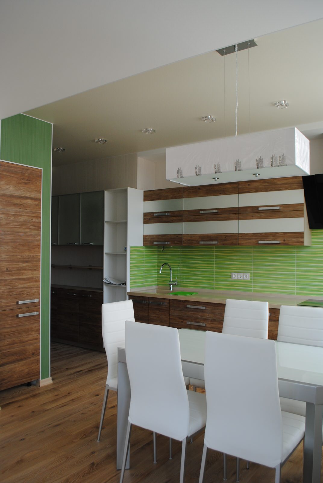 Дизайн плитки на кухне