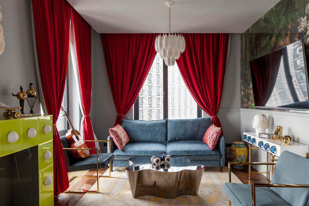 Обложка проекта: В гостях. Максим