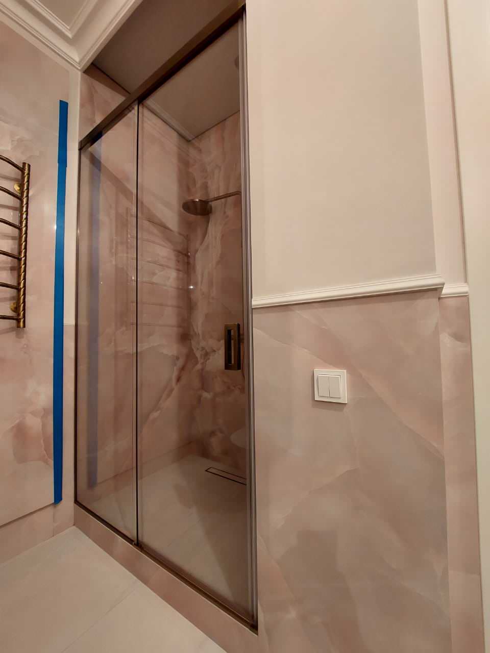 Душевая кабина/ванная комната