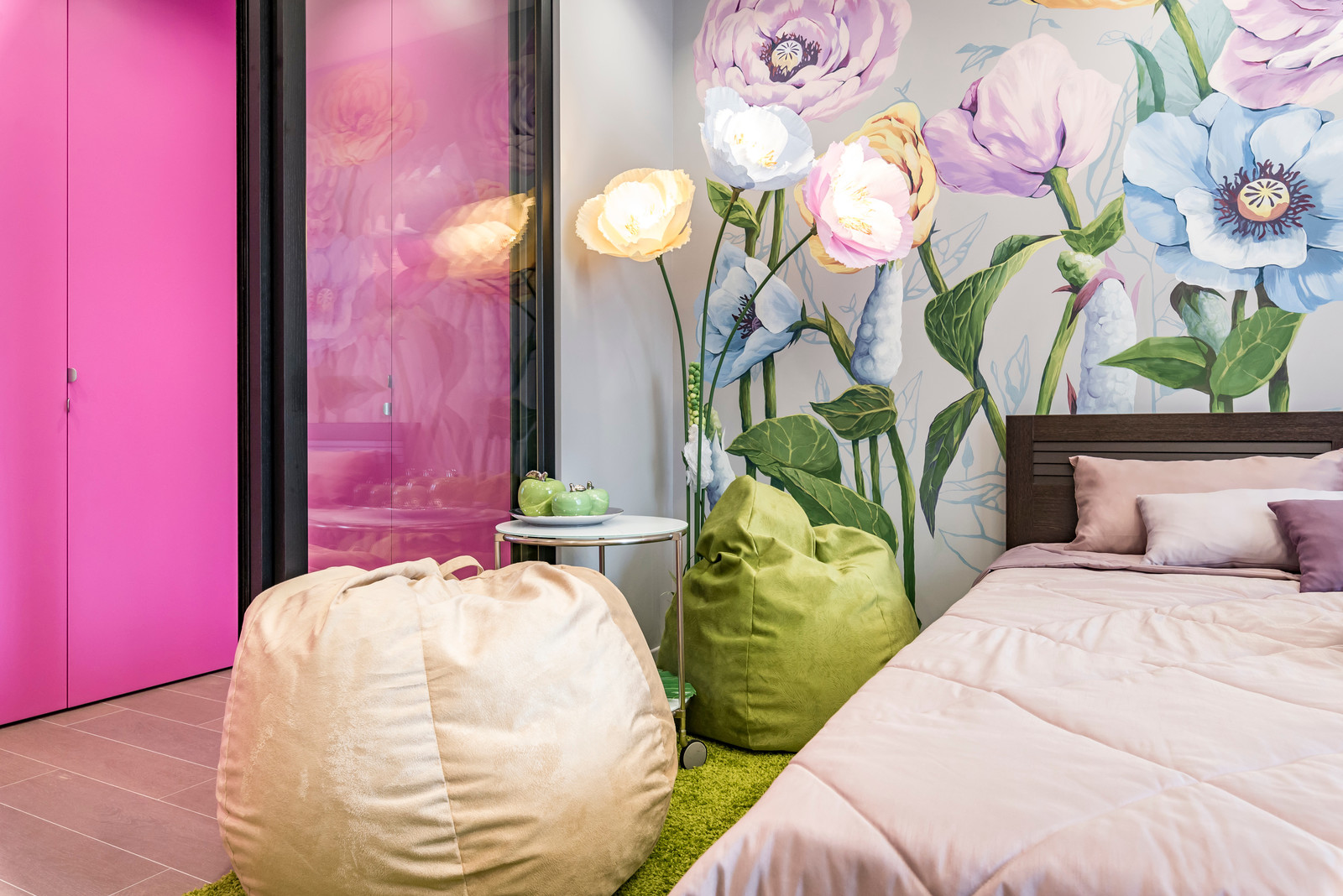 Школа ремонта на ТНТ" Цветы для кадетки"