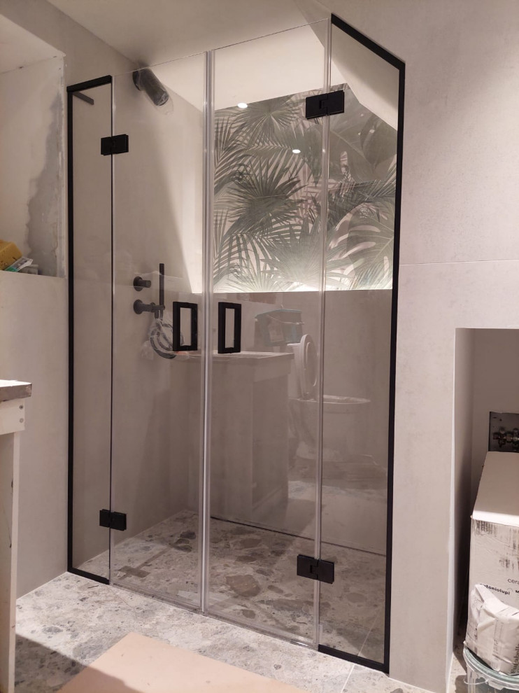 Душевая стеклянная