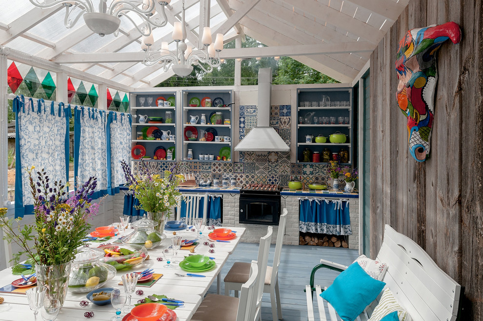 Стародачная беседка в средиземноморском стиле