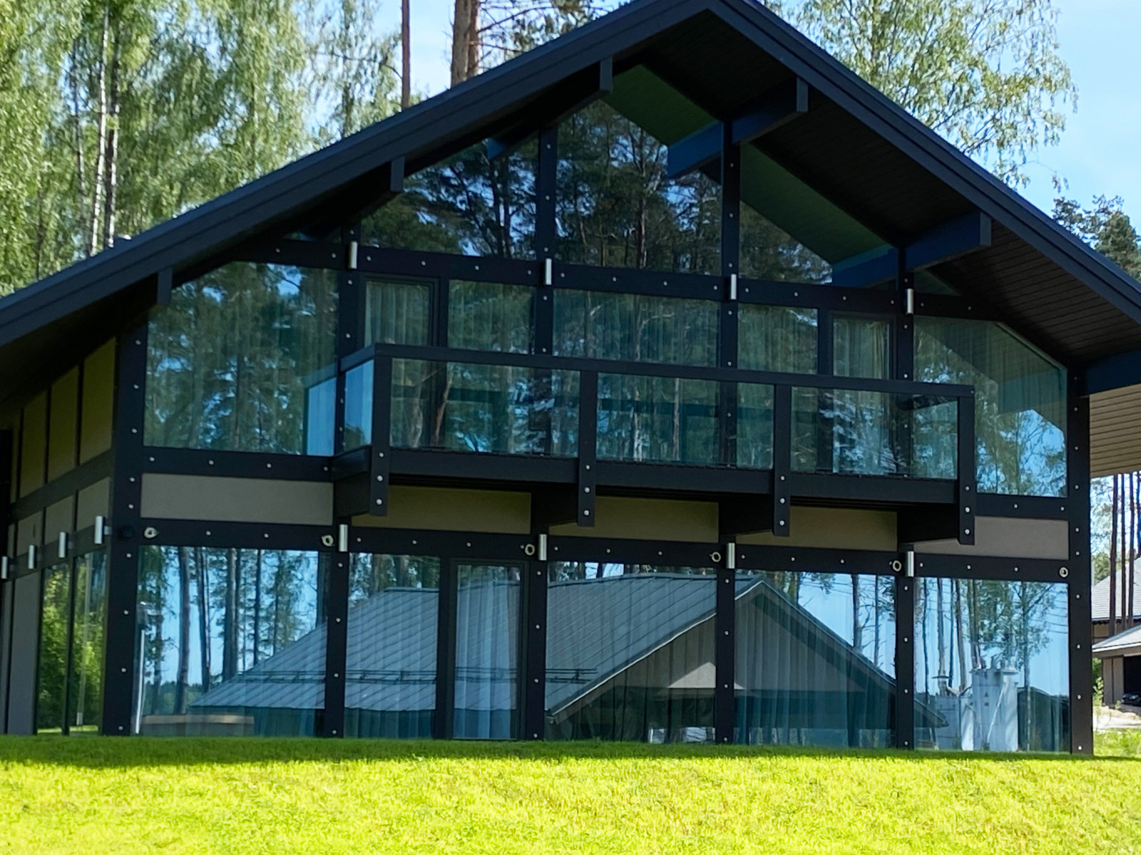 Лиикола Клаб