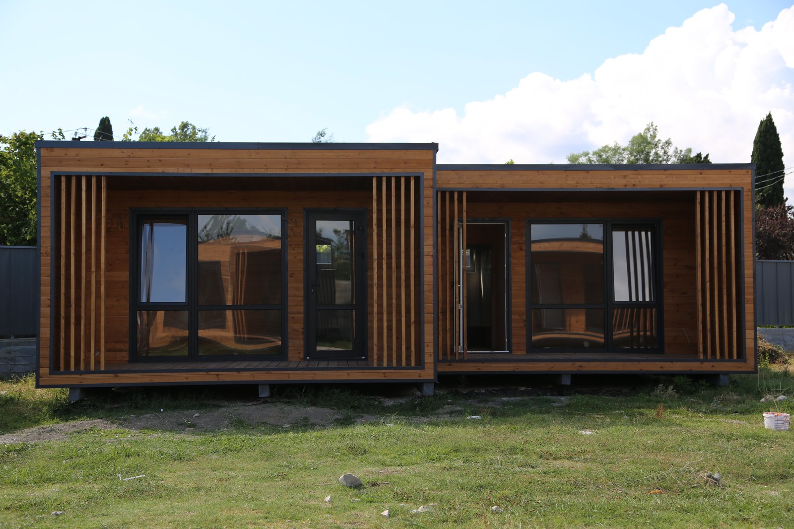 Гостинничный комплекс минидомов в Абхазии