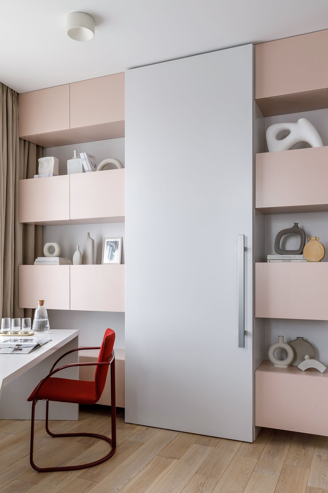 Квартира для молодой художницы в Куркино