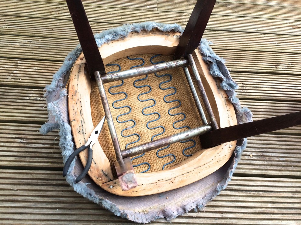 DIY : Как обновить старое кресло своими руками