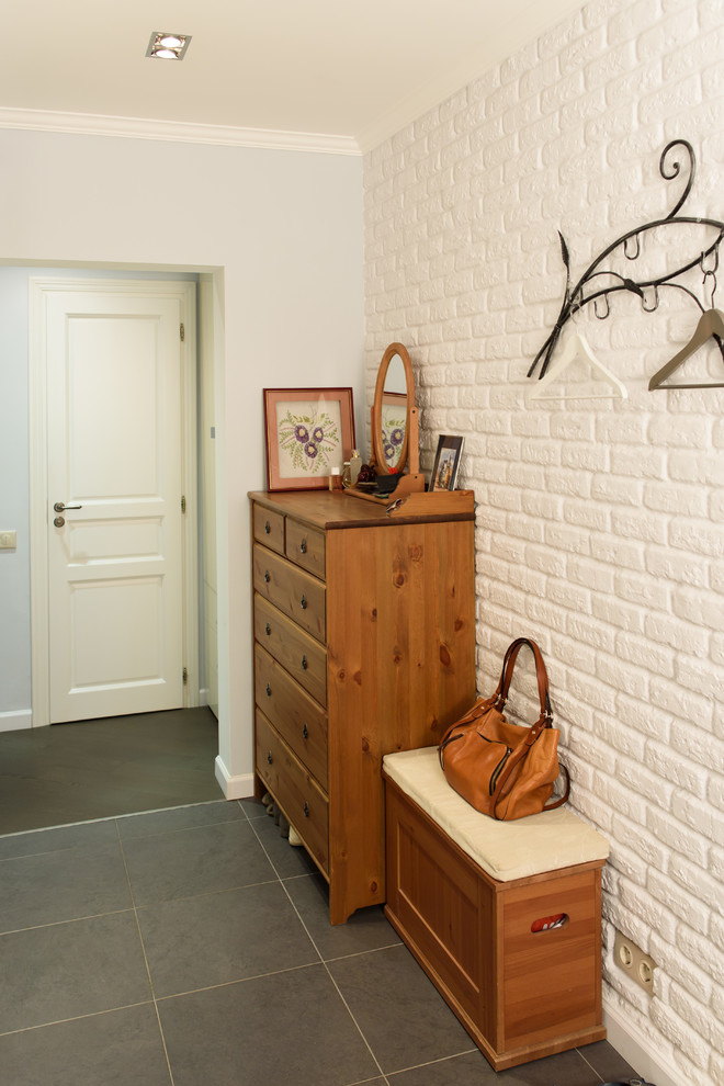 Сливочное настроение. Квартира для молодой семьи на ул. Кастанаевская. Прихожая.