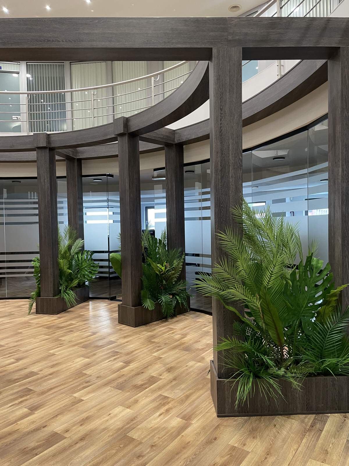 Чайка Плаза - внутреннее озеленение