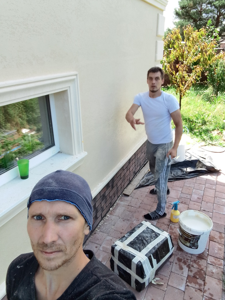 Обложка проекта: желой дом особнякт, работа фасад нанескние штукатуркки жидкий травентин