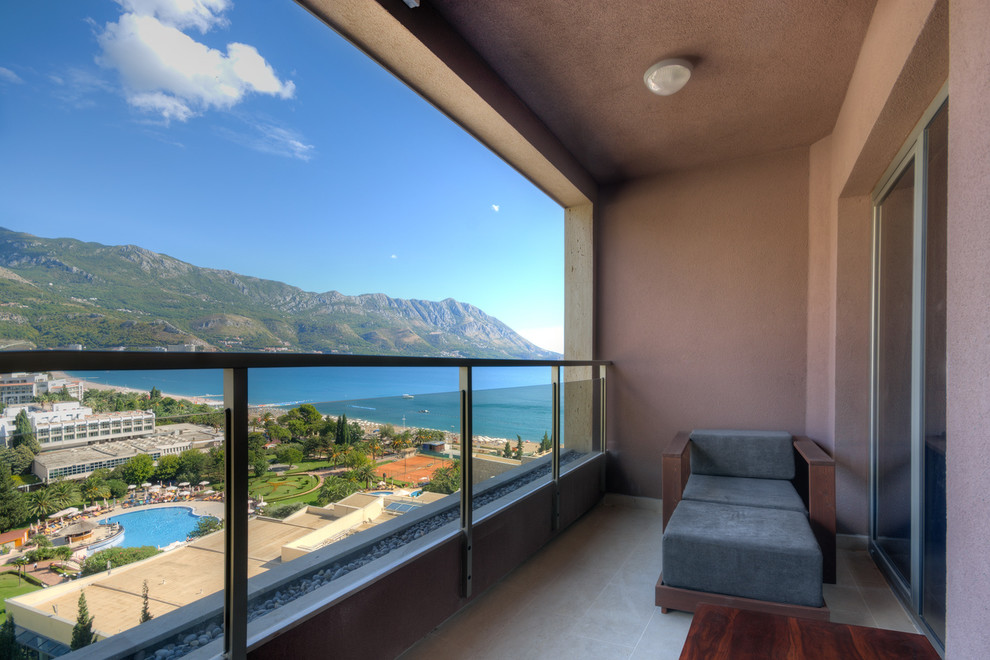 СОВРЕМЕННАЯ КЛАССИКА В БУДВЕ