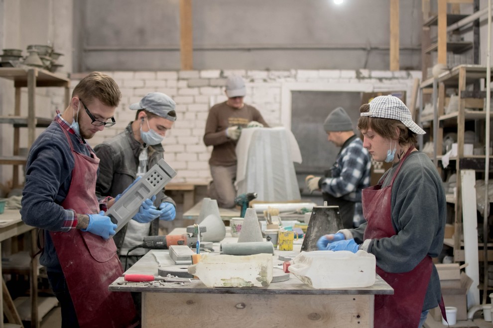 Портрет: Красота бетона в предметах от Garage Factory