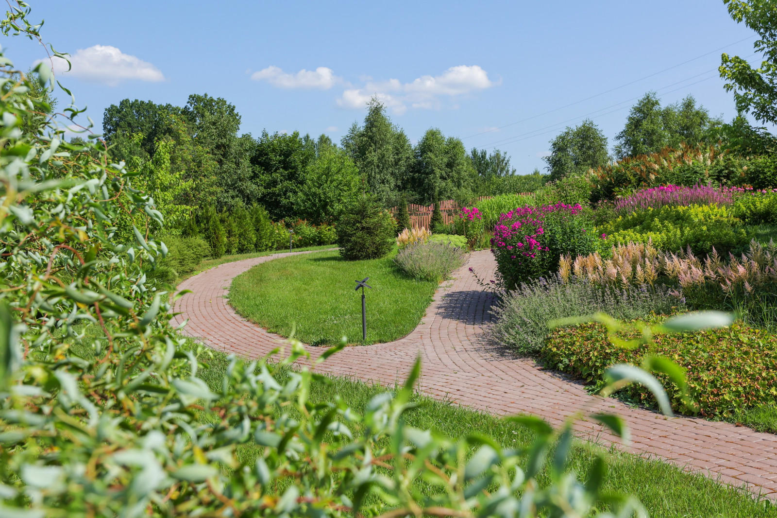 В гостях: Переделка природного сада у каскада прудов