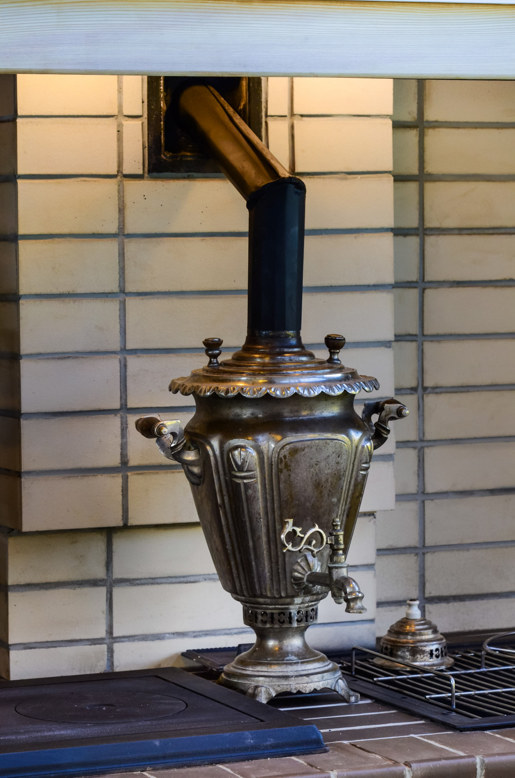 Избушка на опушке