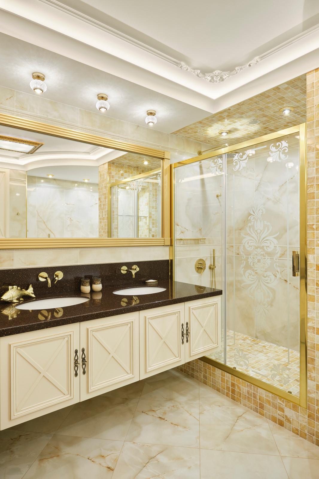 Квартира на ул. Мельникайте 173 м2