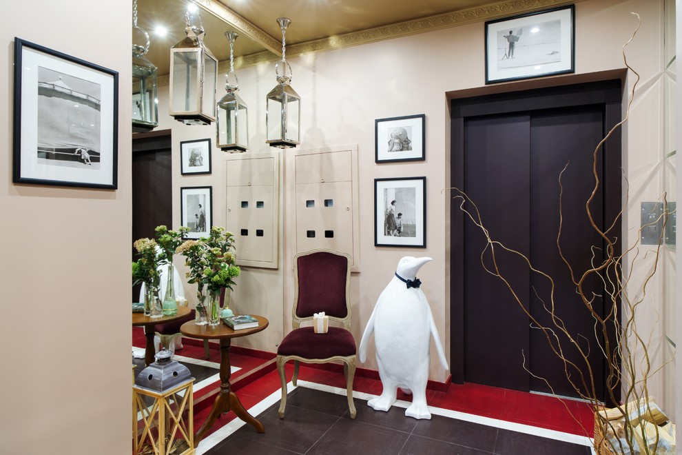 Проект недели: Московский подъезд образцовой формы и содержания