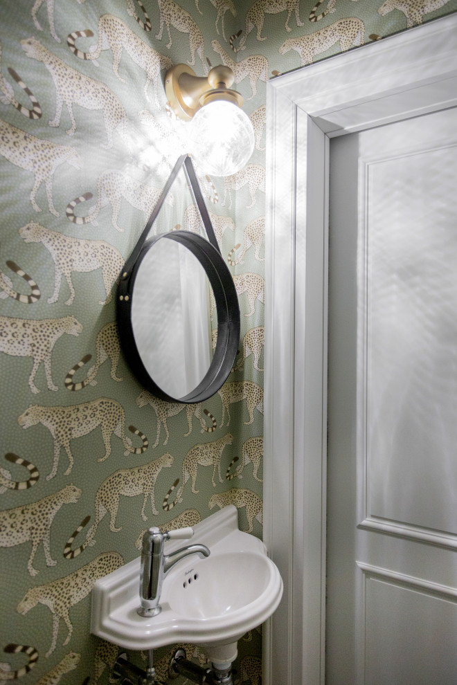 Леопарды и оттенки серого