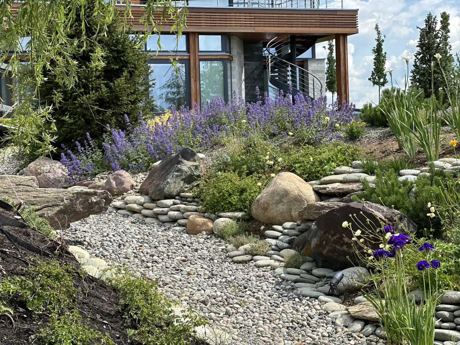 «НА ЗАПОВЕДНЫХ БЕРЕГАХ»