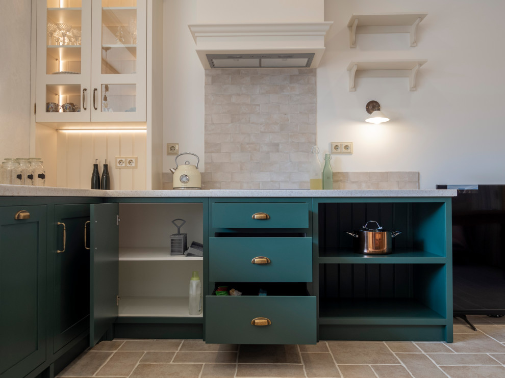 Элегантная кухня в неоклассическом стиле