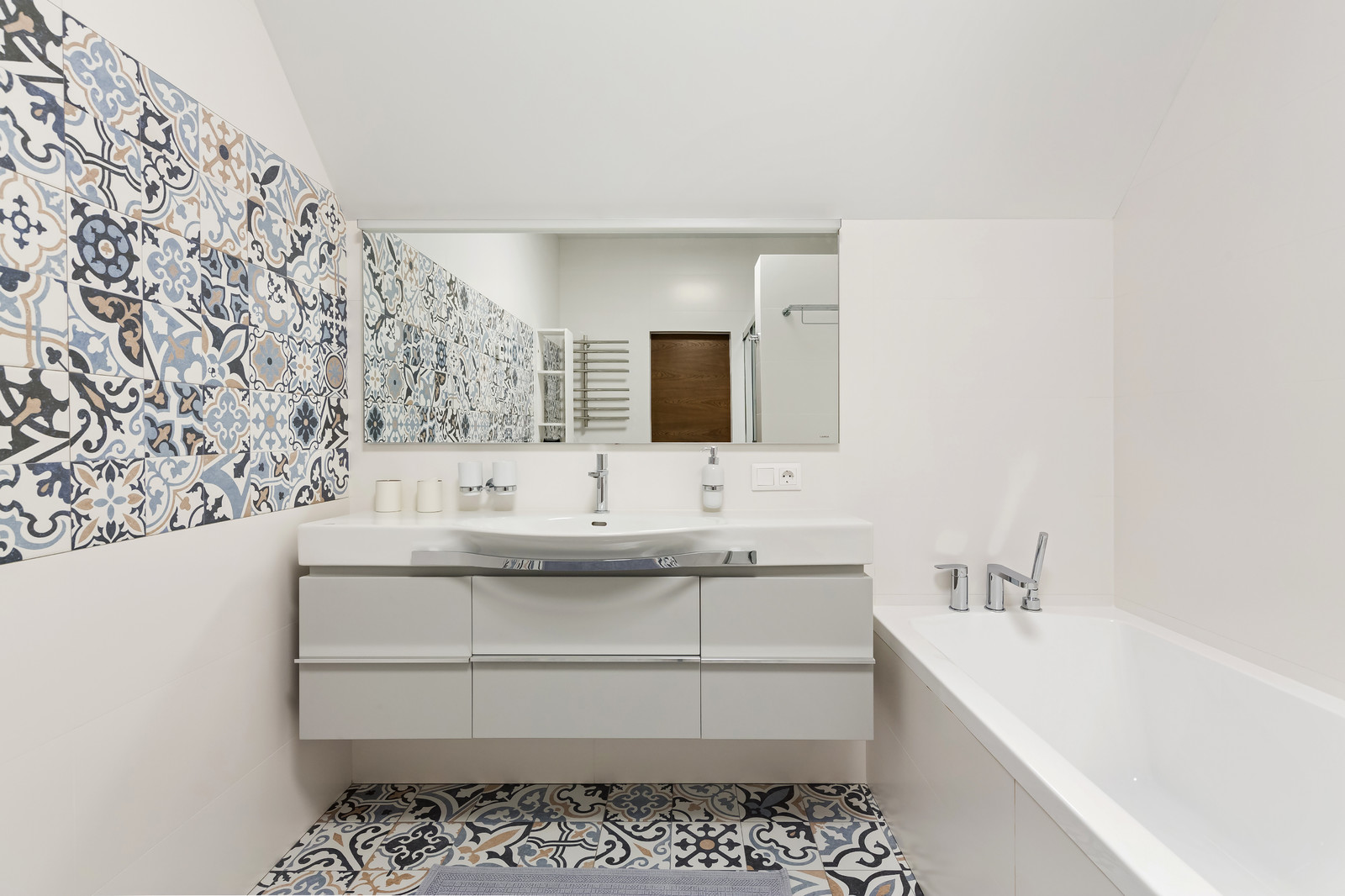 Дом на озере для большой семьи