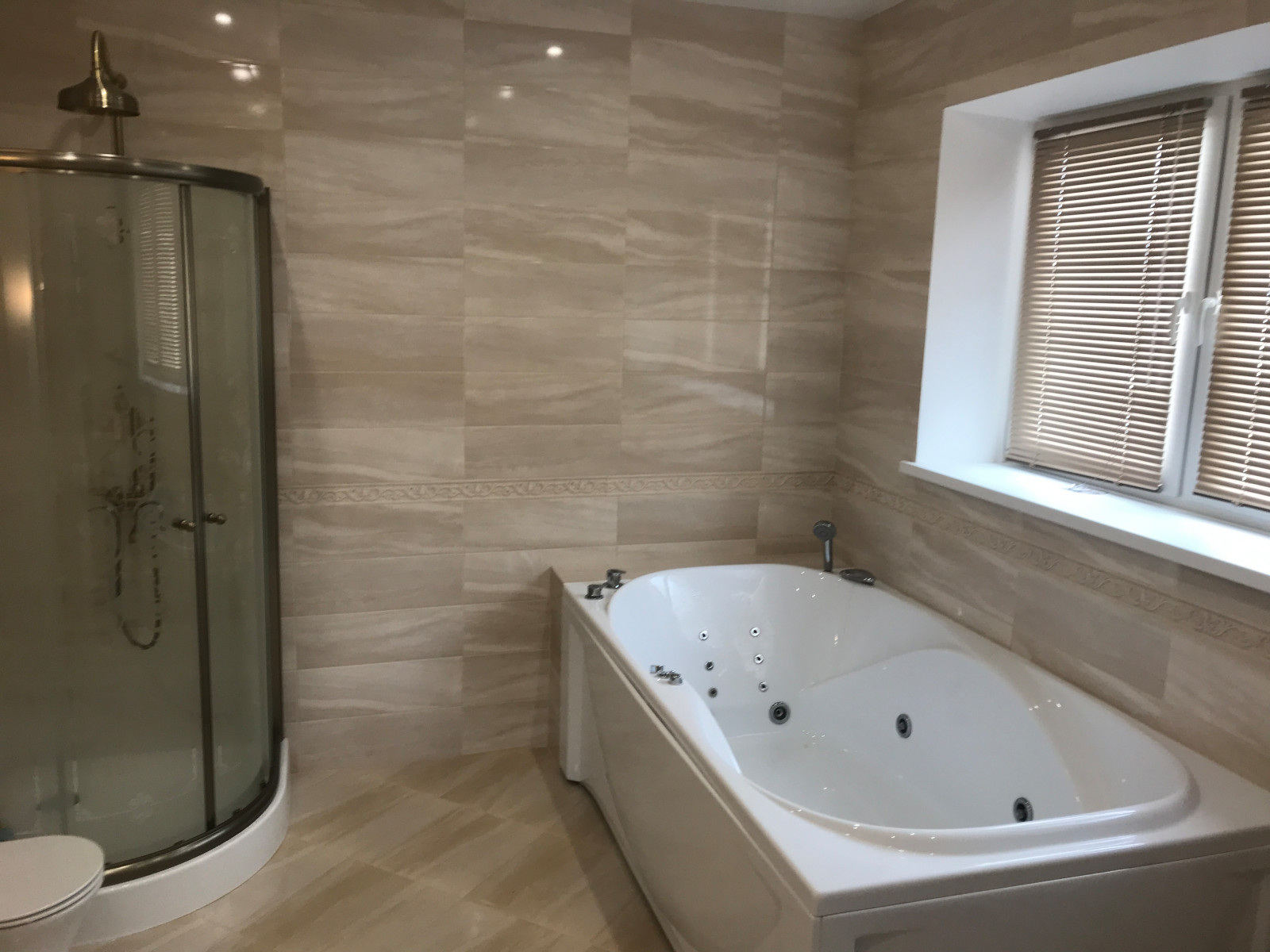 Реализация ( Фото)