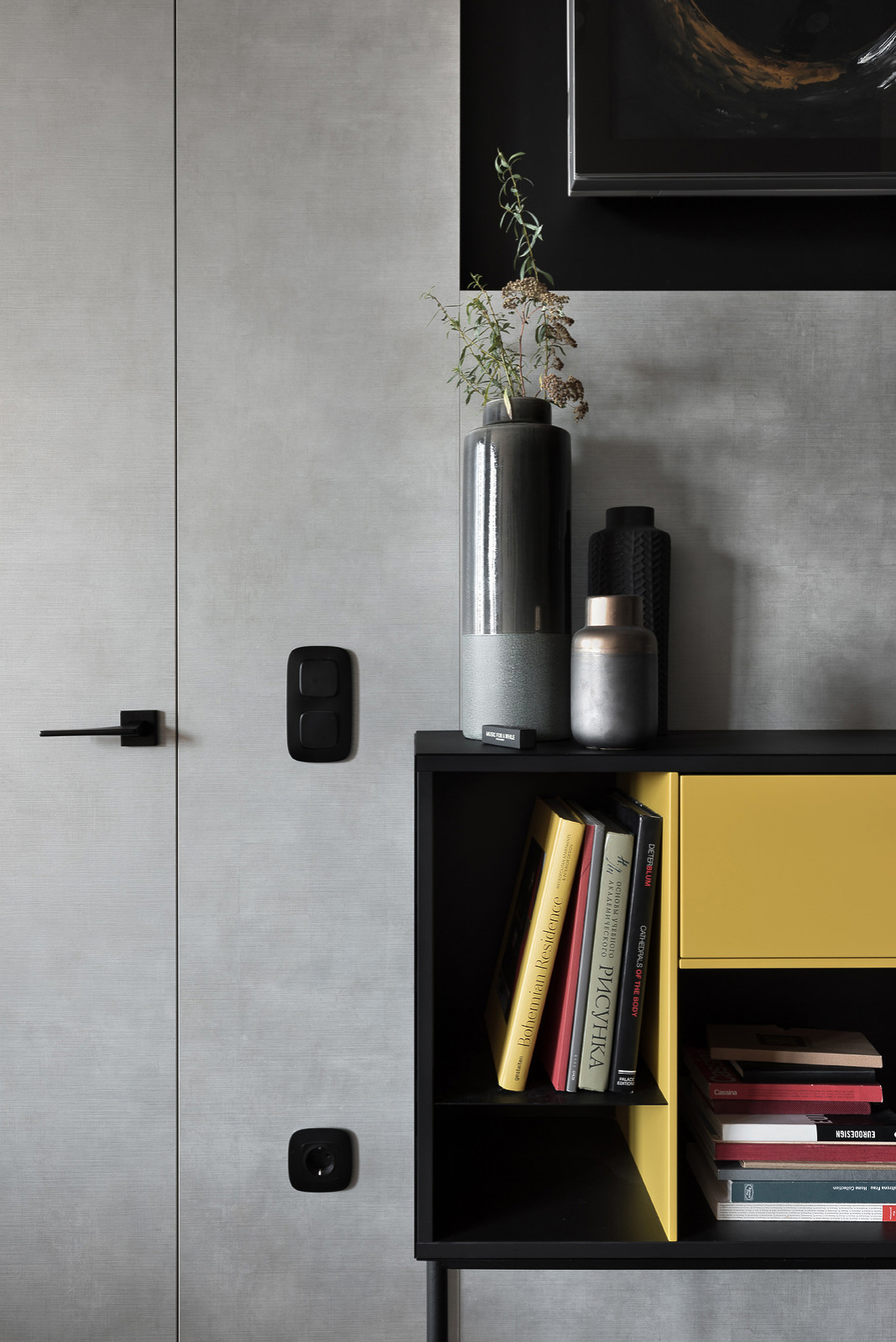 Houzz Украина: Небольшая квартира с насыщенными оттенками