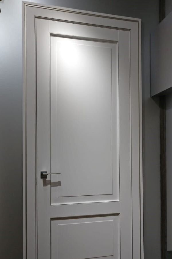 Окрашенные двери