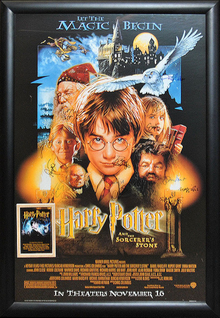 Одни дома: Идеи праздничного декора из 4-х любимых кинолент