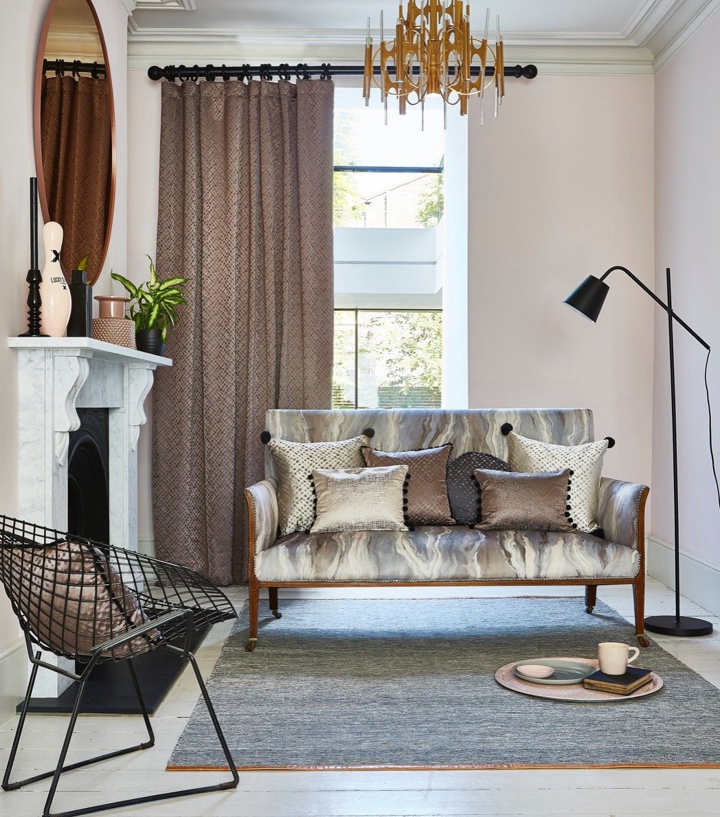 Обложка проекта: Металлические оттенки и натуральные фактуры