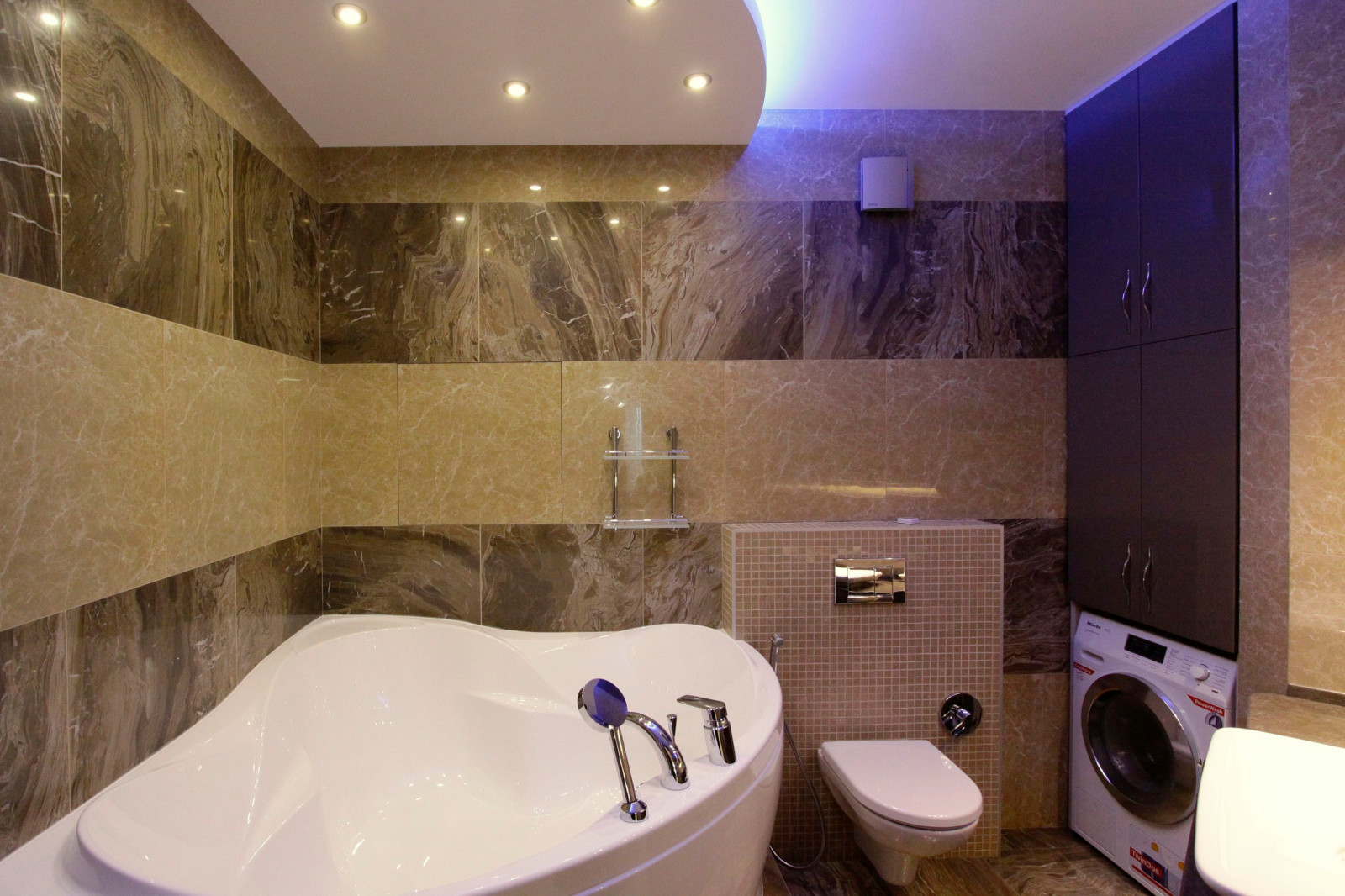 Обложка проекта: Яркий минимализм в Химках