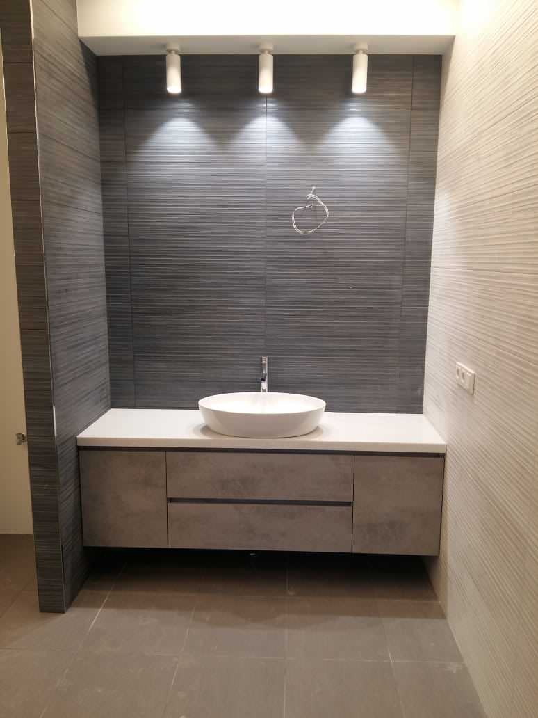 Обложка проекта: Мебель в ванну