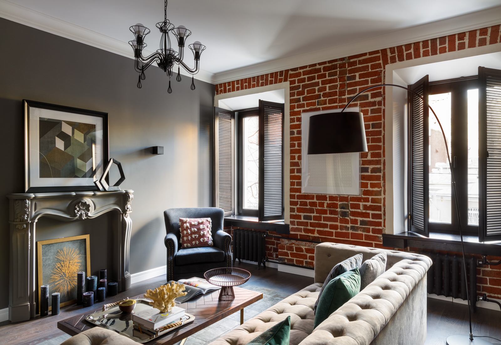 Квартира в старом жилом фонде в центре Москвы.