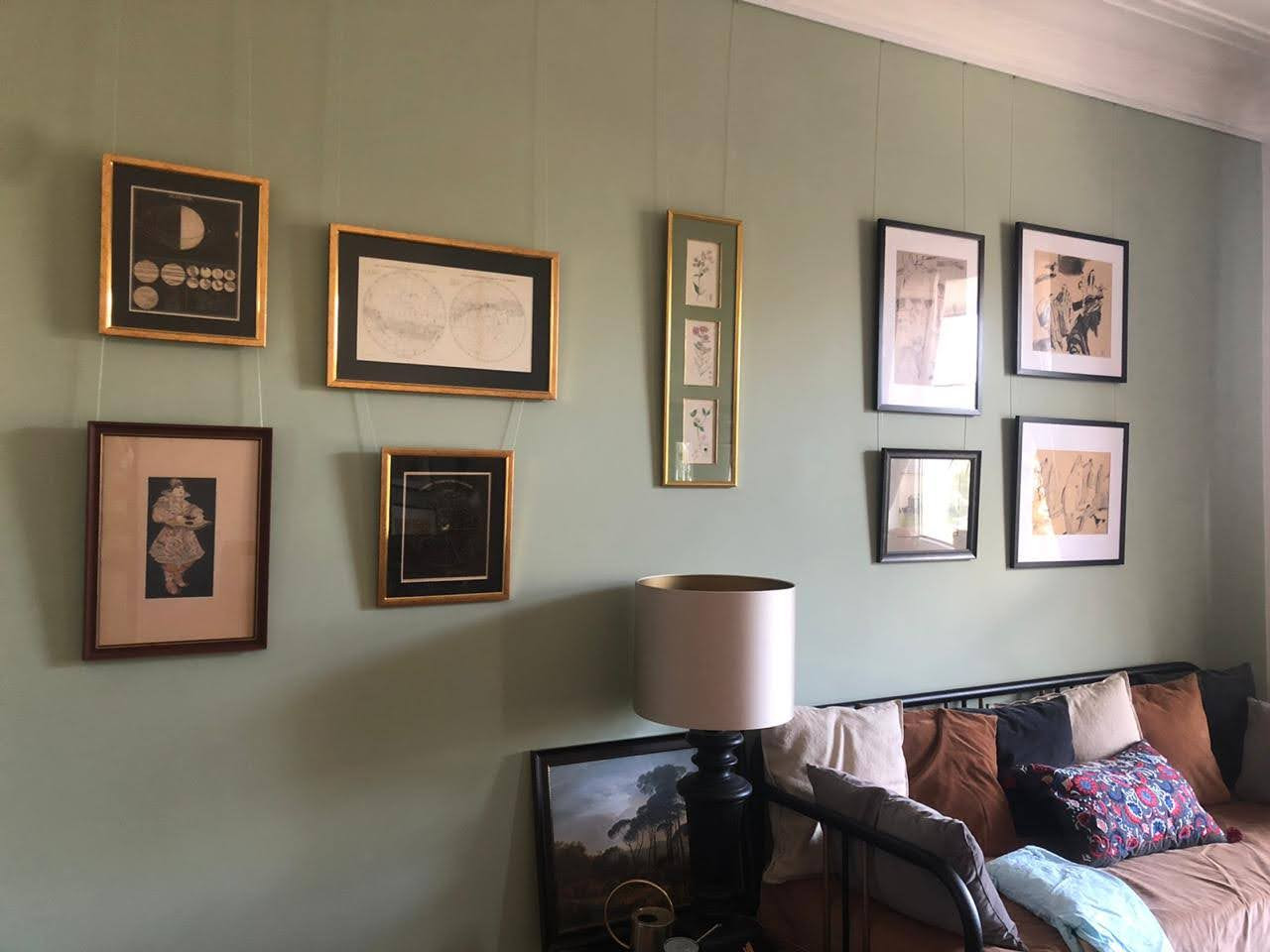 Подвесные системы для картин в интерьере