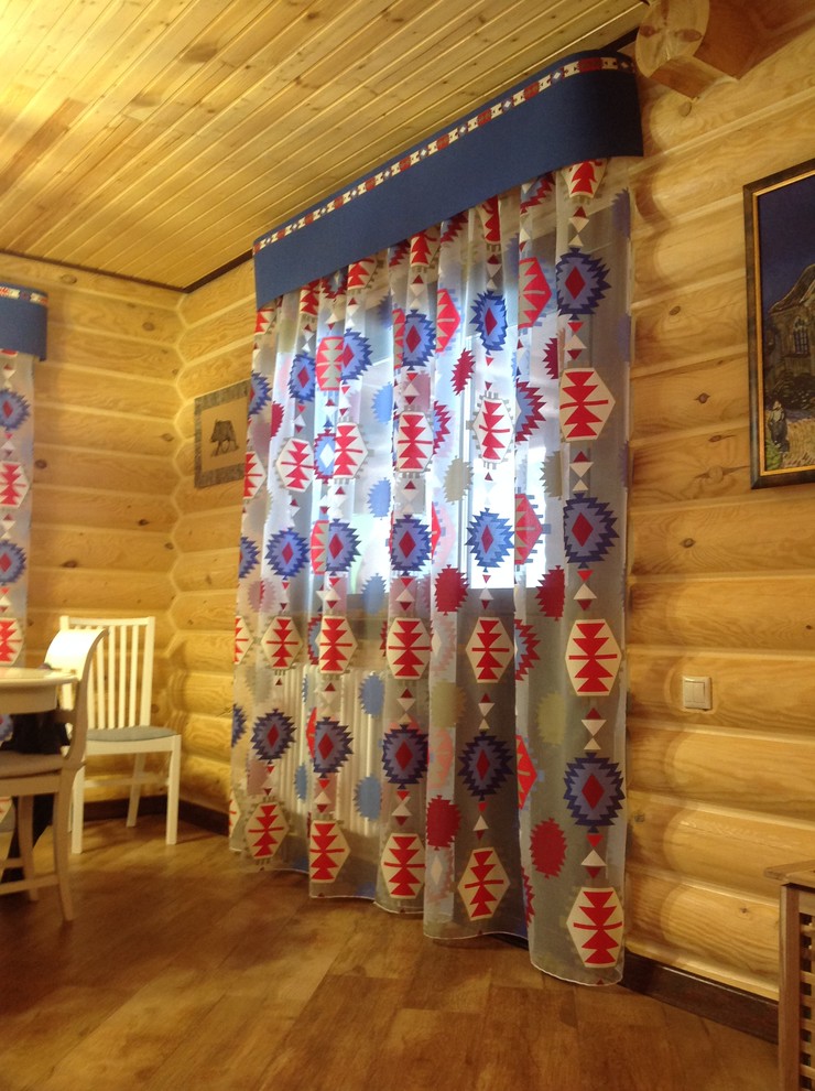 Домик из дерева