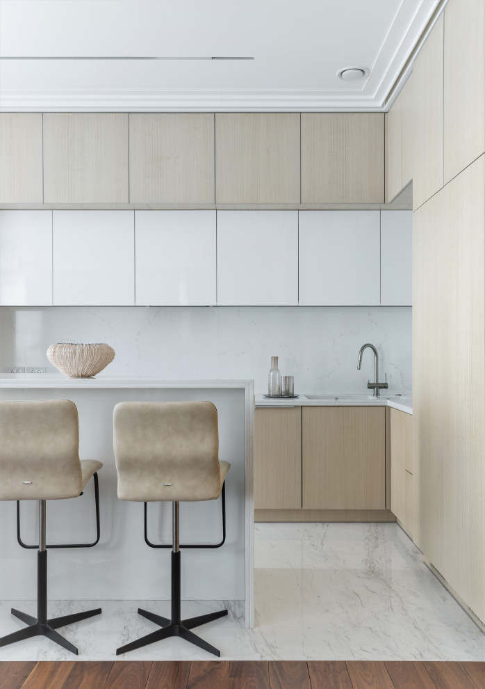 Современный интерьер в смешанном стиле.